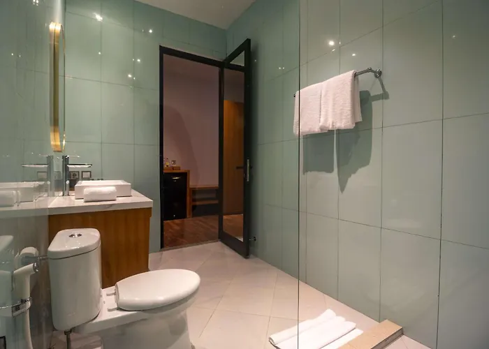 Octa And Condotel 3*