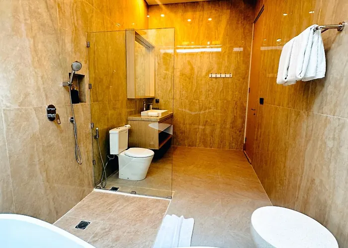 Octa And Condotel
